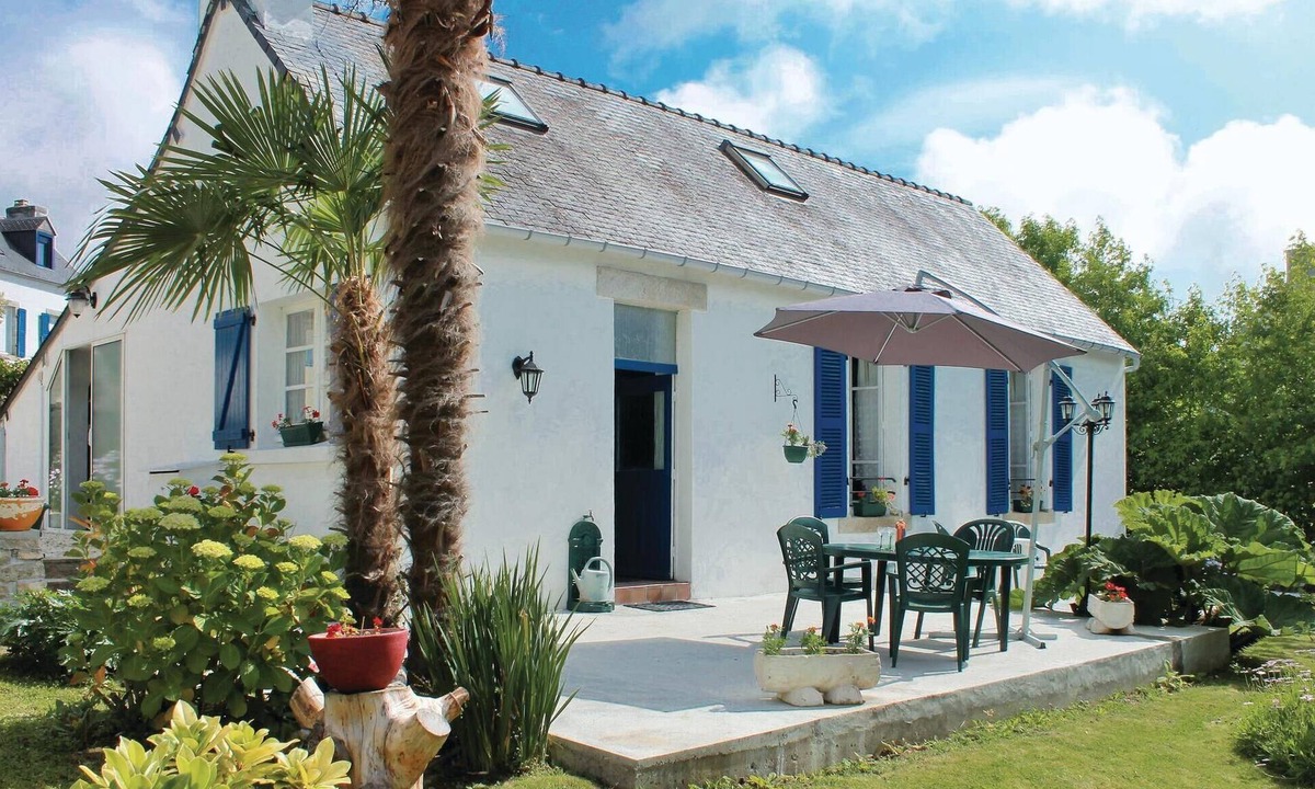 La Foret-Fouesnant House | 2 bedroom cozy home in La Forêt Fouesnant