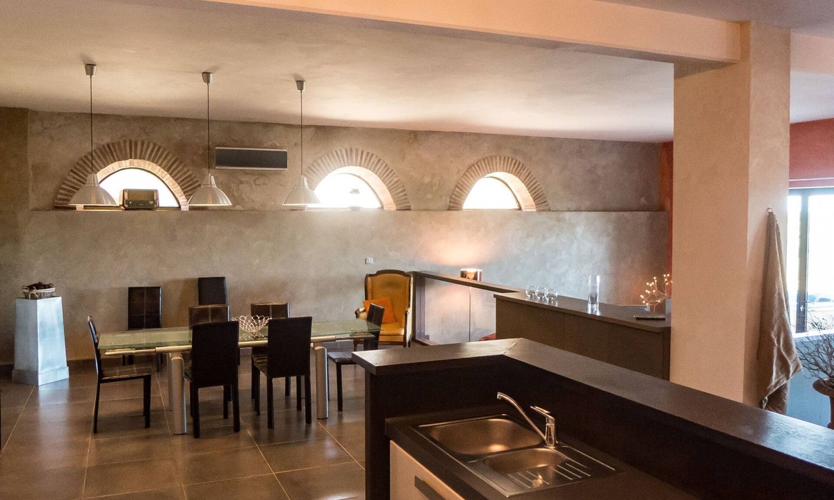 Pauligne House | 2 hochwertige Mas mit privatem Pool und Blick auf die Landschaft by Interhome