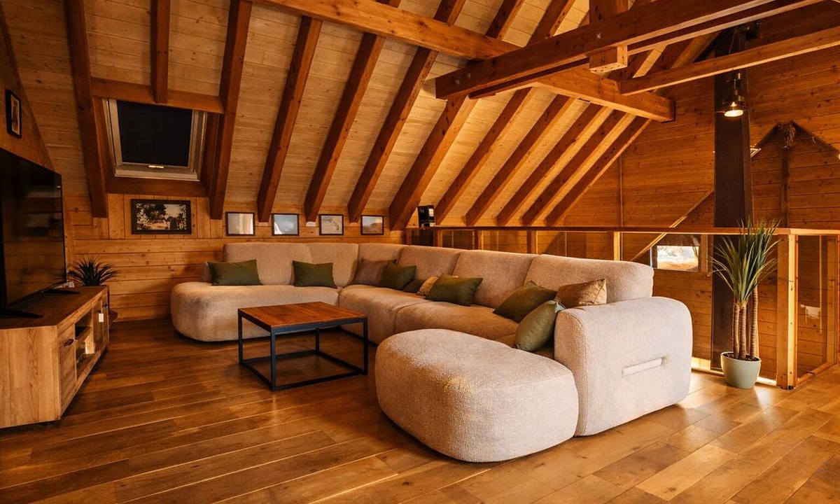 Kruth Ski Chalet | Architect-designed chalet with spa and panoramic views 3 bedrooms, children's area