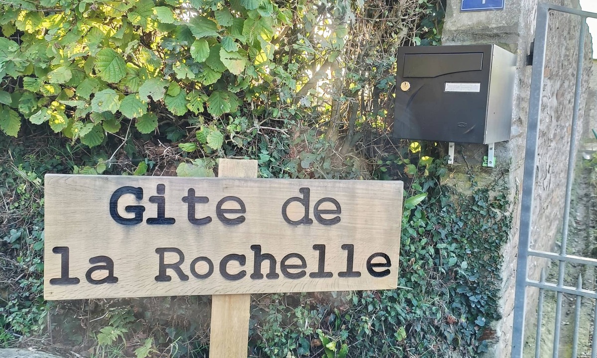Le Molay-Littry Cottage | Between land and sea