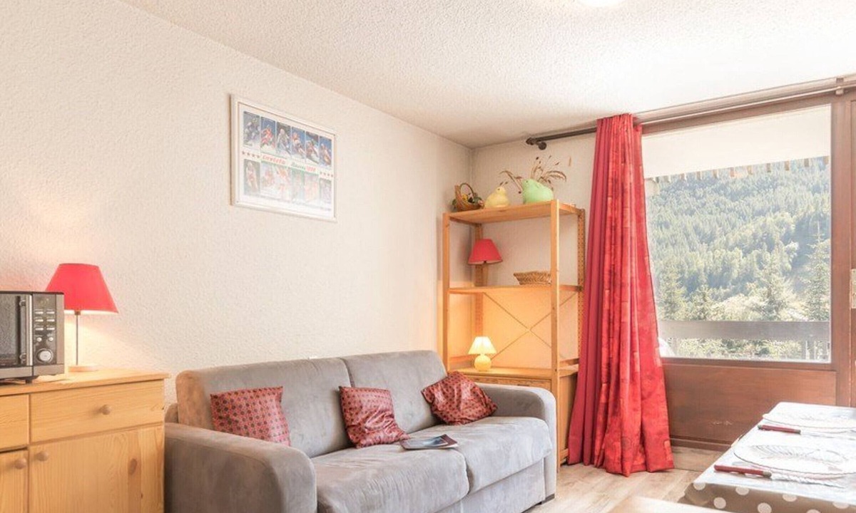 Chantemerle Apartment | Bright studio 4 pers., south balcony, parking - Serre-Chevalier
