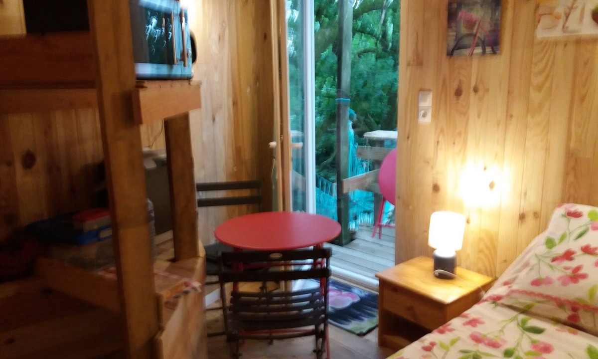 Saint-Thomas-de-Courceriers House | Cabane Dans Les Arbres - Le Nid Dans Le Chêne