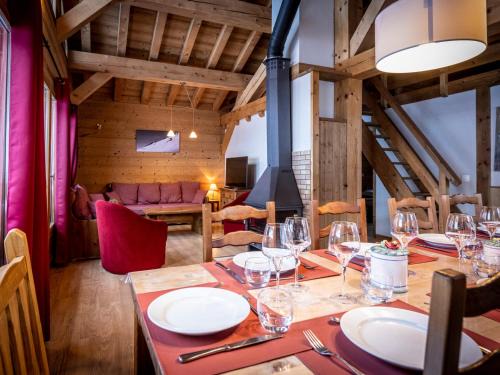 Plagne 1800 Ski Chalet | Chalet spacieux avec jacuzzi, animaux admis, proche pistes - FR-1-181-2797