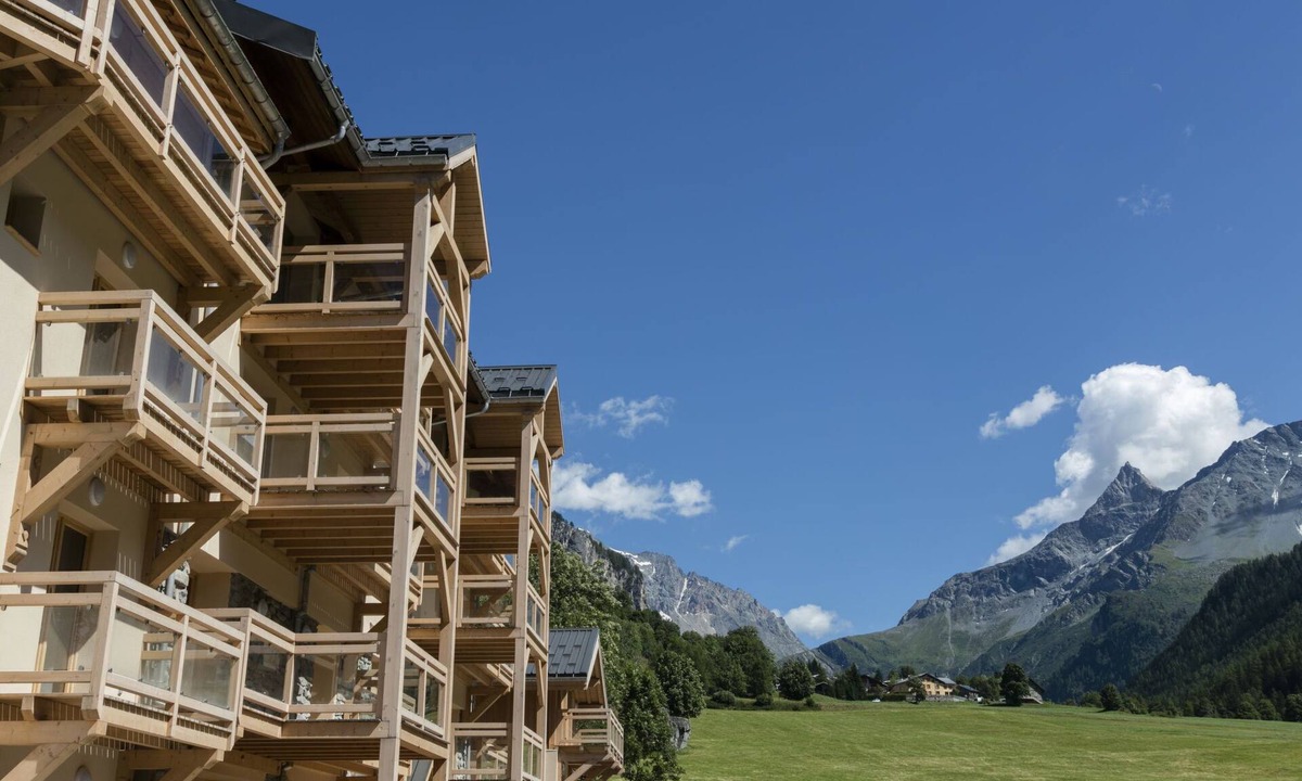 Nancroit Apartment | Chalets Les Amis by Interhome