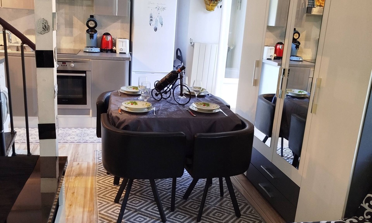 Villefranche-sur-Mer Apartment | CHARMING DUPLEX 100m from the beach and close to shops