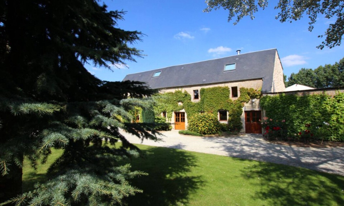 Verson House | Charming, spacious, comfortable, and authentic house in Normandy