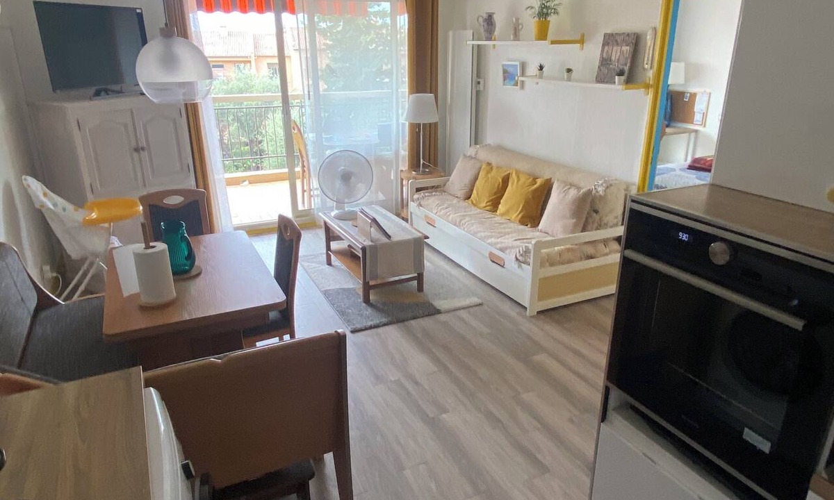 Vence Apartment | Cosy apartment between sea and mountains.