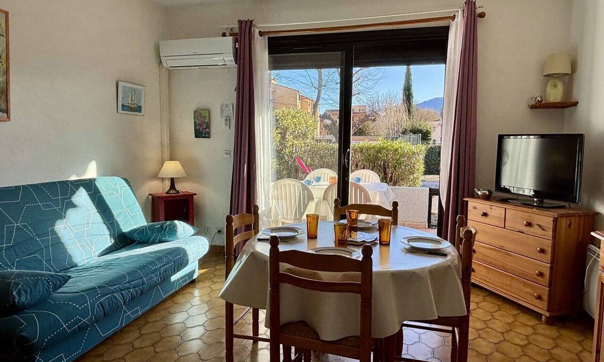 Argeles Plage Apartment | Cozy Studio Cabine for 4 with Terrace, BBQ, Near Beach - Argelès-sur-Mer