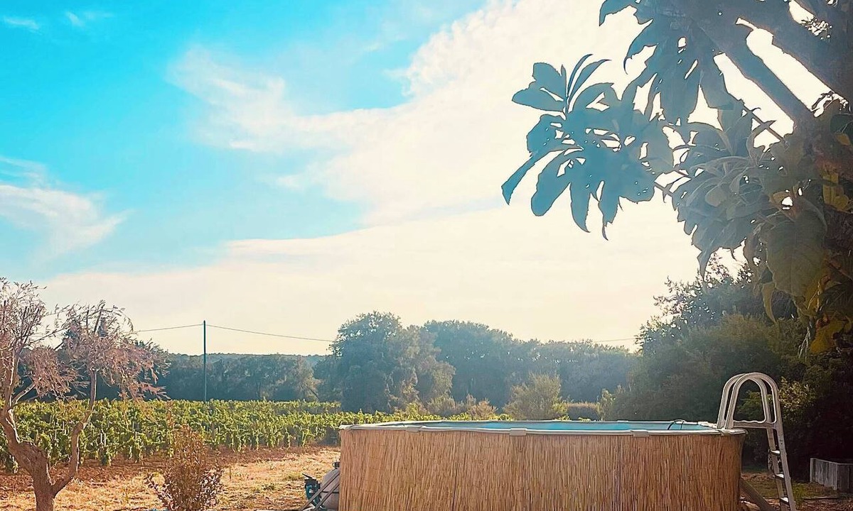 Courthezon House | Entre Deux Vignes - An idyllic setting for families and groups