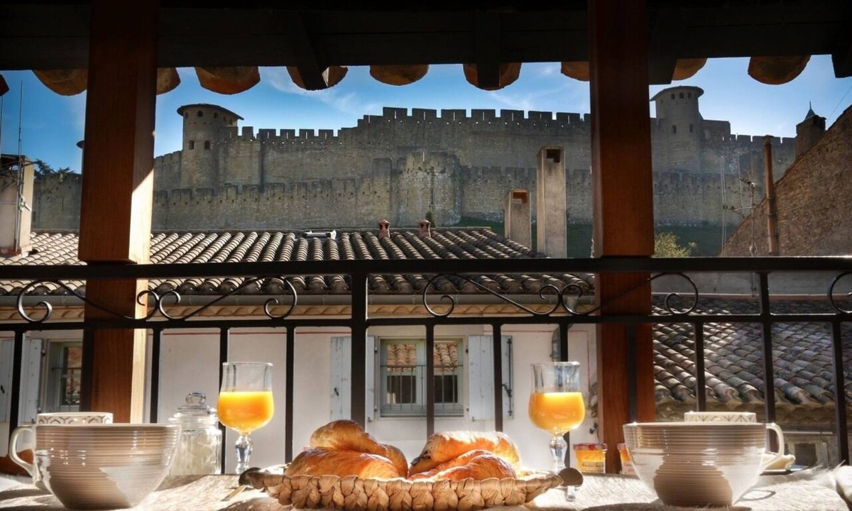 City of Carcassonne Apartment | Entre Pierres et Soleil - City view