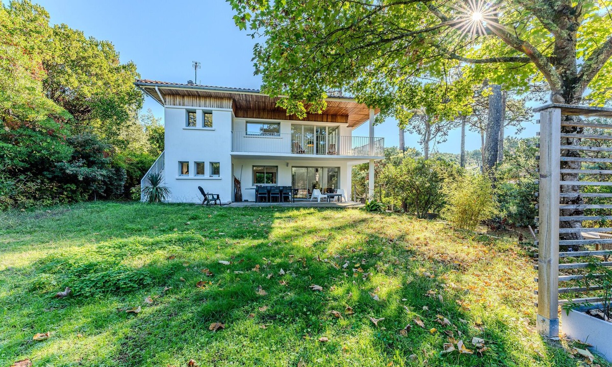 Cap-Ferret House | Family Villa with 6 Bedrooms, Garden & Terrace, Between Beach and Port – Lège-Cap-Ferret
