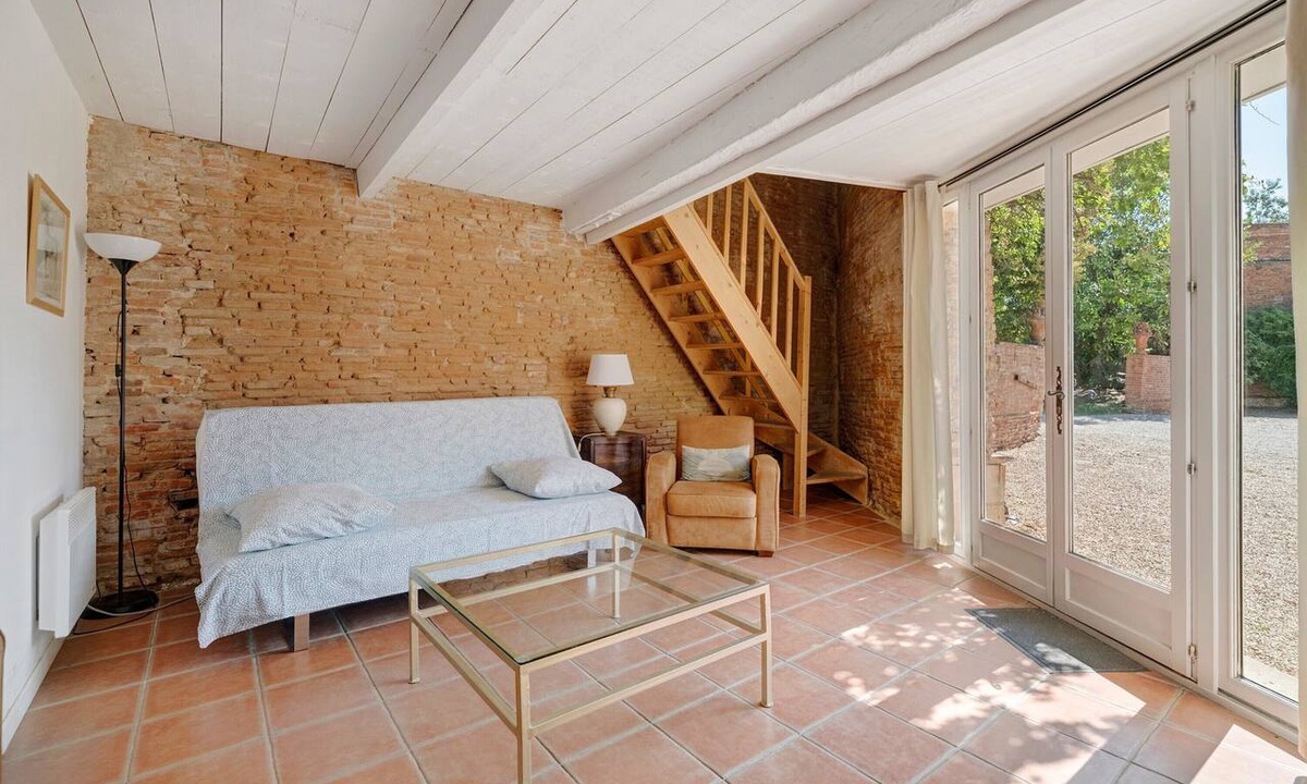 Varennes House | Gîte de l'olivier – Château des Varennes: 6 Guests, Pool, Garden, Horseback Rides