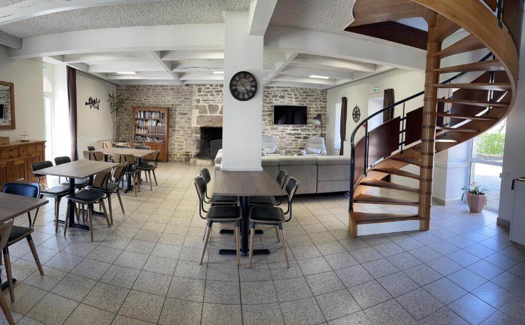 Plouay Hostel | Gîte de Manehouarn