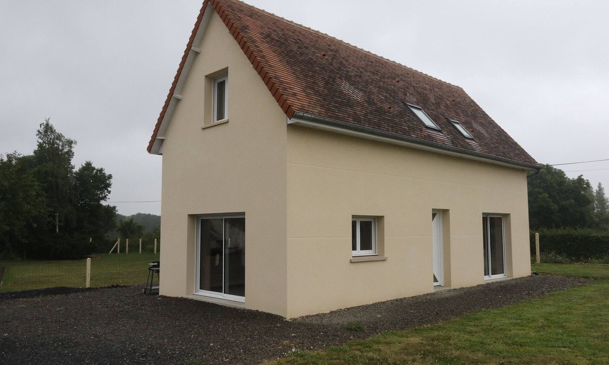 Saint-Germain-du-Pert House | Gîte Lumineux et Calme Autour des Plages D'omha Beach