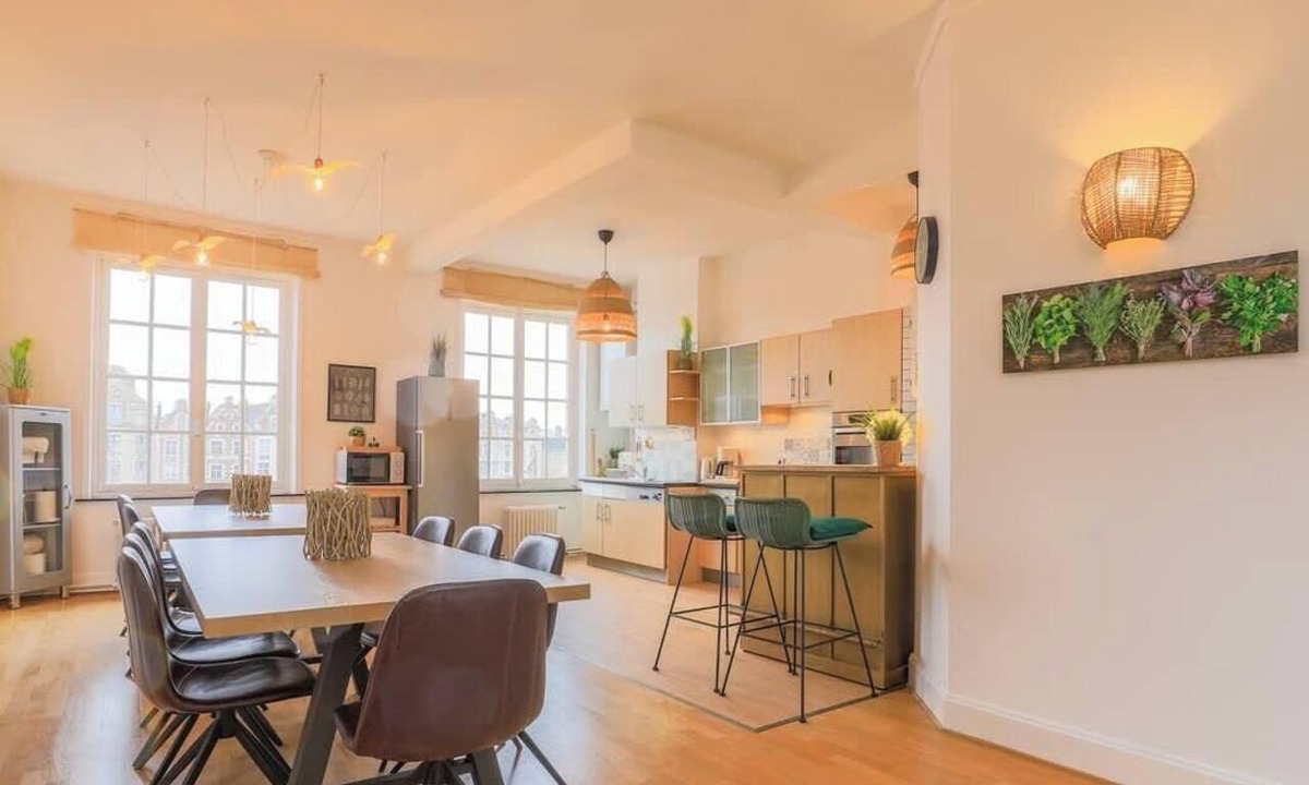 Arras Apartment | Grand Place Amazing 17P accommodation