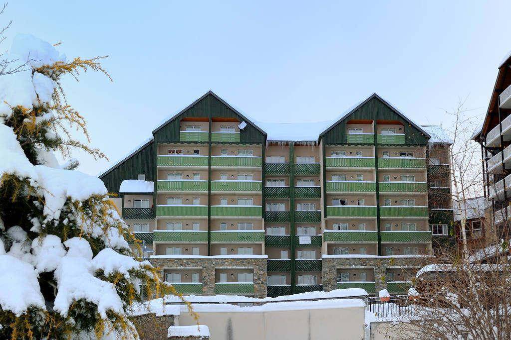 Peyragudes Apartment | Ground floor, balcony, tv, ski locker, 28m², Peyragudes