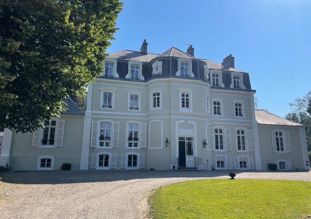 Hesdin-l'Abbe Hotel | Hôtel Château Cléry