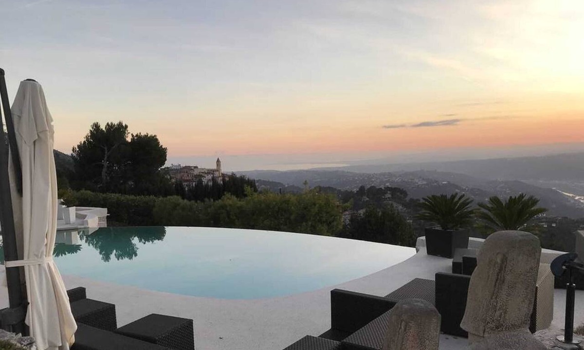 Aspremont House | Homerez - House in Aspremont