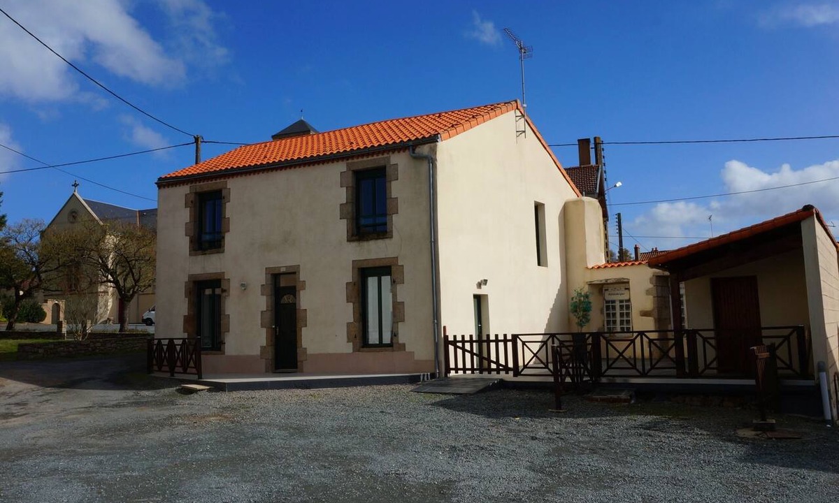 Saint-Malo-du-Bois House | House for 6/8 peoples at 5 min of the puy du fou