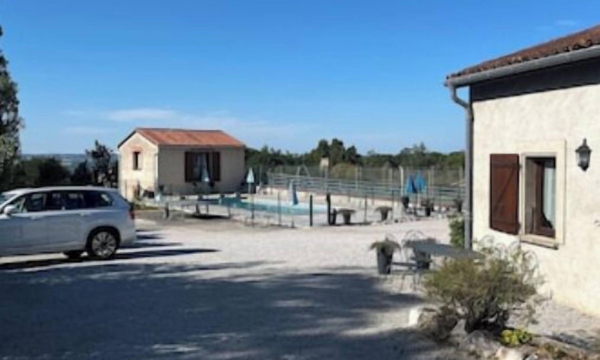 Revel House | II Semi-detached cottage near the beach on the shores of Lake Saint Ferréol