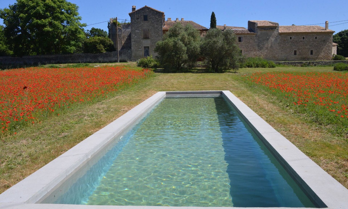 Uzes House | In Uzès, quiet, loft in independent 18th century mill with 15mx3m swimming pool