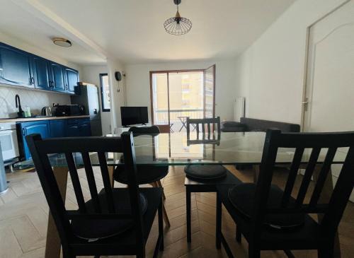 Saint-Charles Apartment | La Perle : Entire apartment (55m2) in the center of Marseille