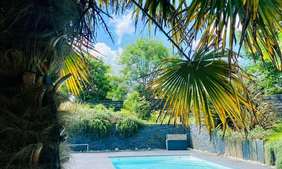 Guidel House | Large 240 m² family home + heated pool (May/Sept) 5 min from beaches.