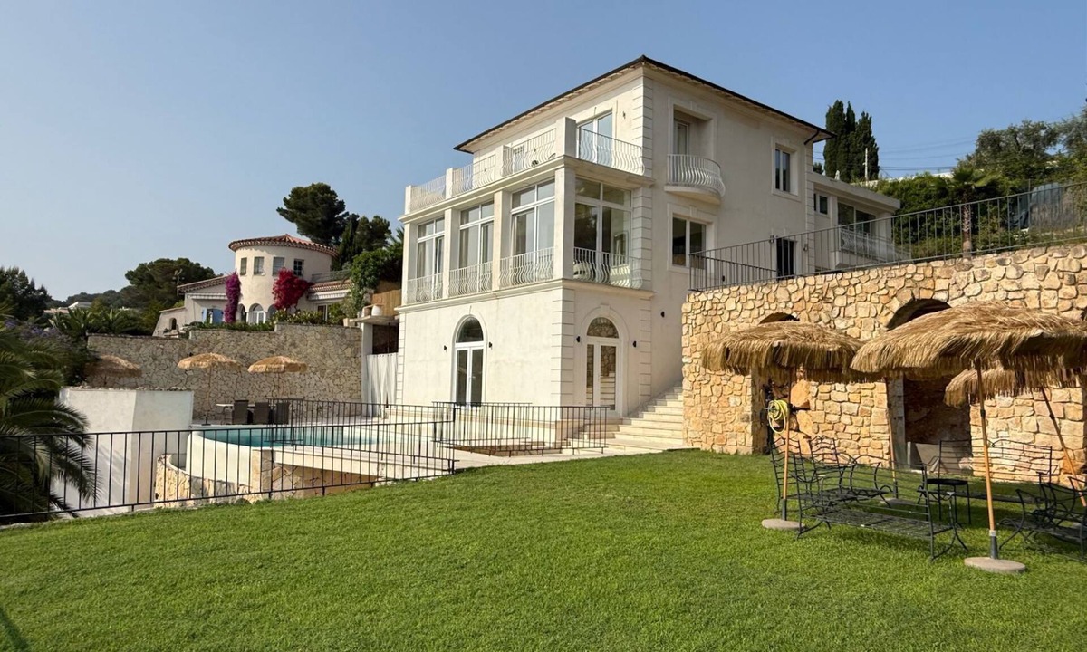 Le Cannet Villa | Large villa, 6 bedrooms, sea, mountain, and city views of Cannes