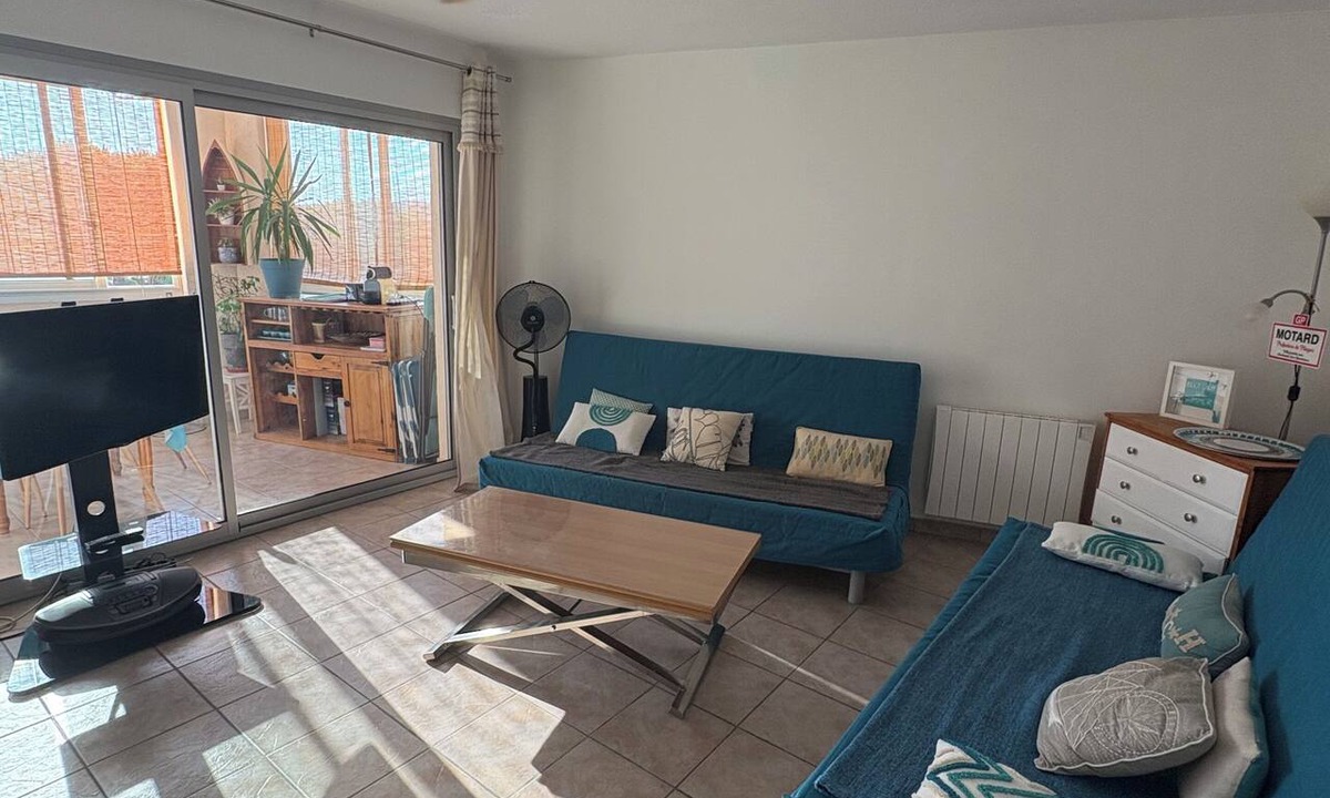 Les Sablettes Apartment | Les Sablettes T2 apartment on the beach