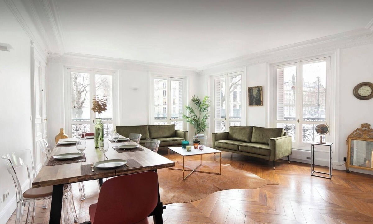 Chaillot Apartment | Magnificent apt in the heart of 16th Paris- 8 people.