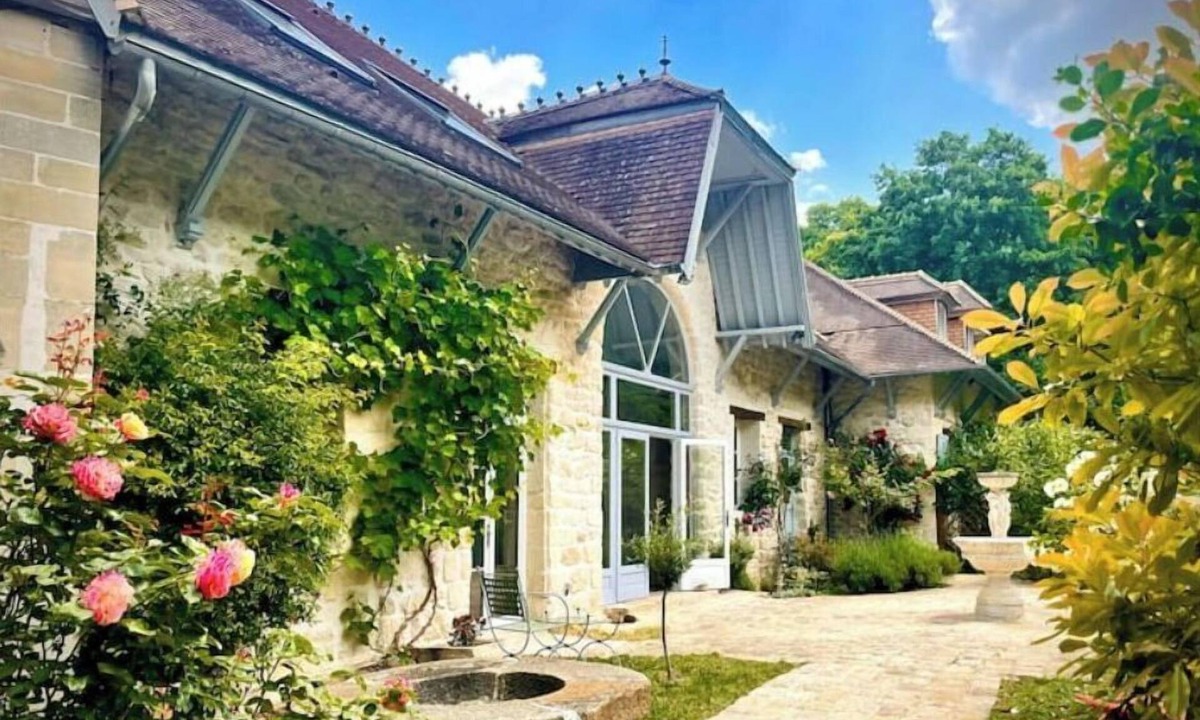 Nointel House | Magnificent house in the Nointel estate