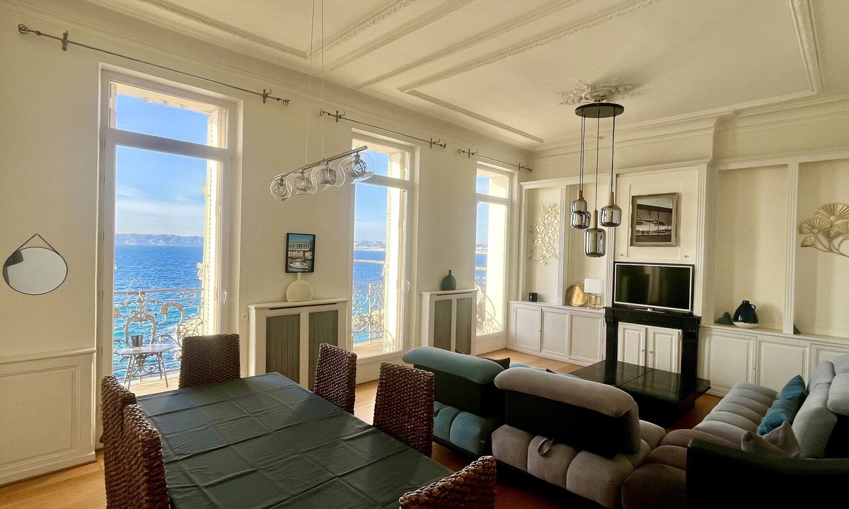 Endoume Apartment | Magnifique Appartement sur la Célèbre Corniche Kennedy Face à la mer