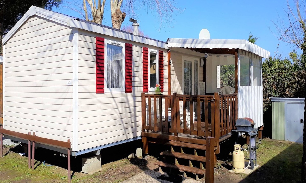 Saint-Jean-de-Monts Ski Chalet | Mobile Home Saint Jean near Demoiselles Beach