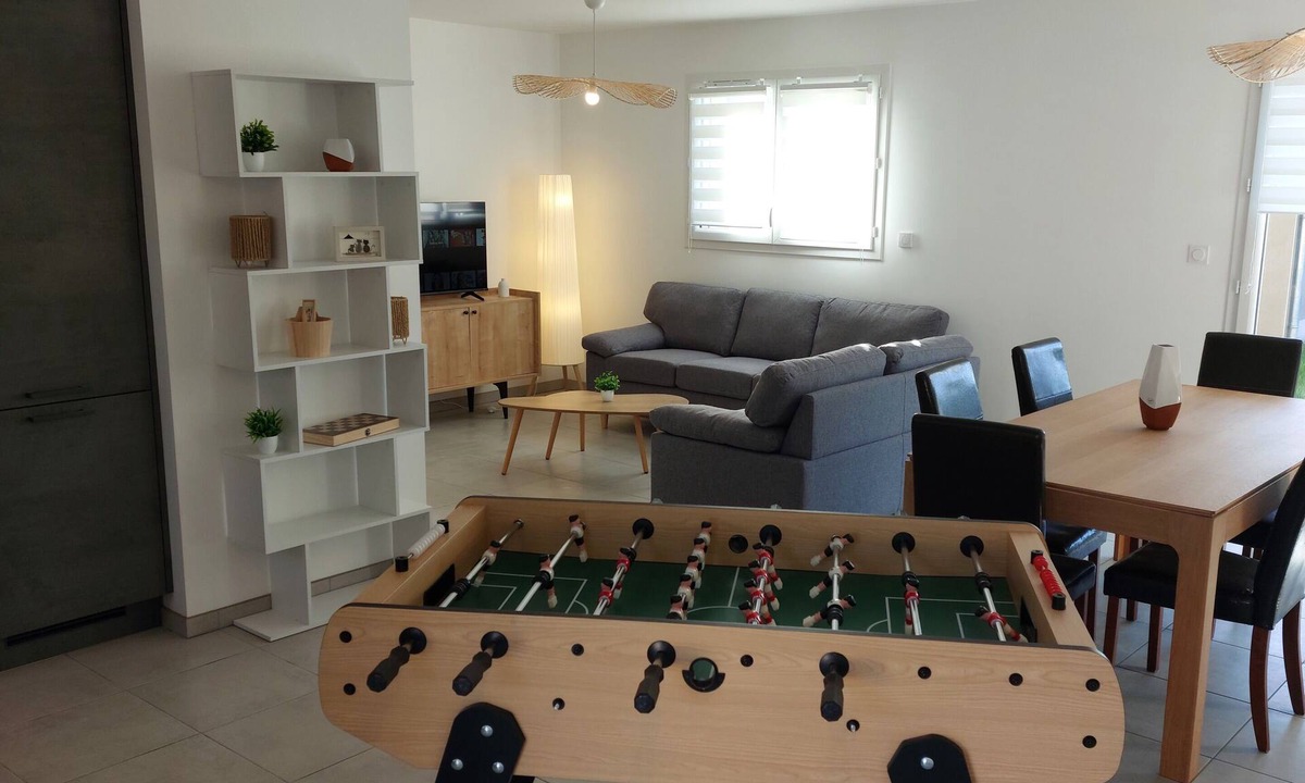 Roz-sur-Couesnon House | New house 15 minutes from Mont Saint Michel on the GR 34