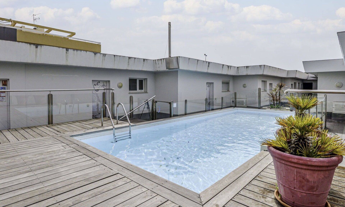 Saint-Laurent-du-Var Apartment | Nice apartment for 4 guests with A/C, pool, WIFI, TV and terrace