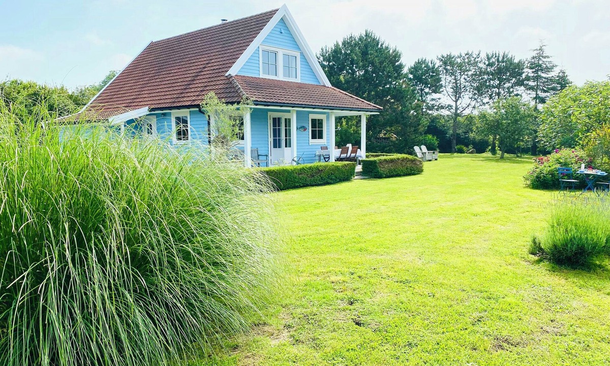 Les Moitiers-d'Allonne House | Norwegian wooden house near Carteret's dunes