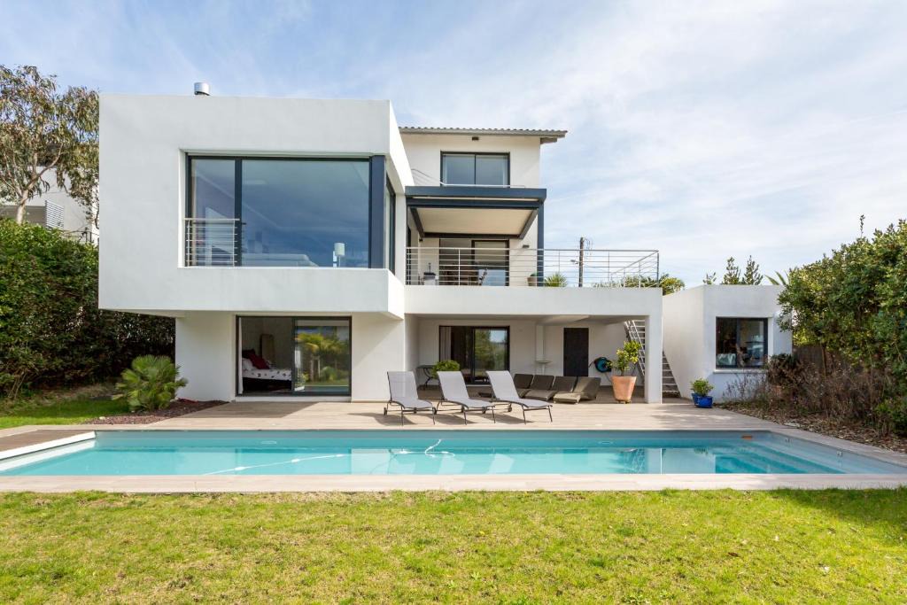 Biarritz Villa | Ocean View Villa