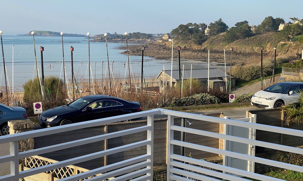 Lancieux House | Rent very beautiful house facing the beach of St Sieu in Lancieux