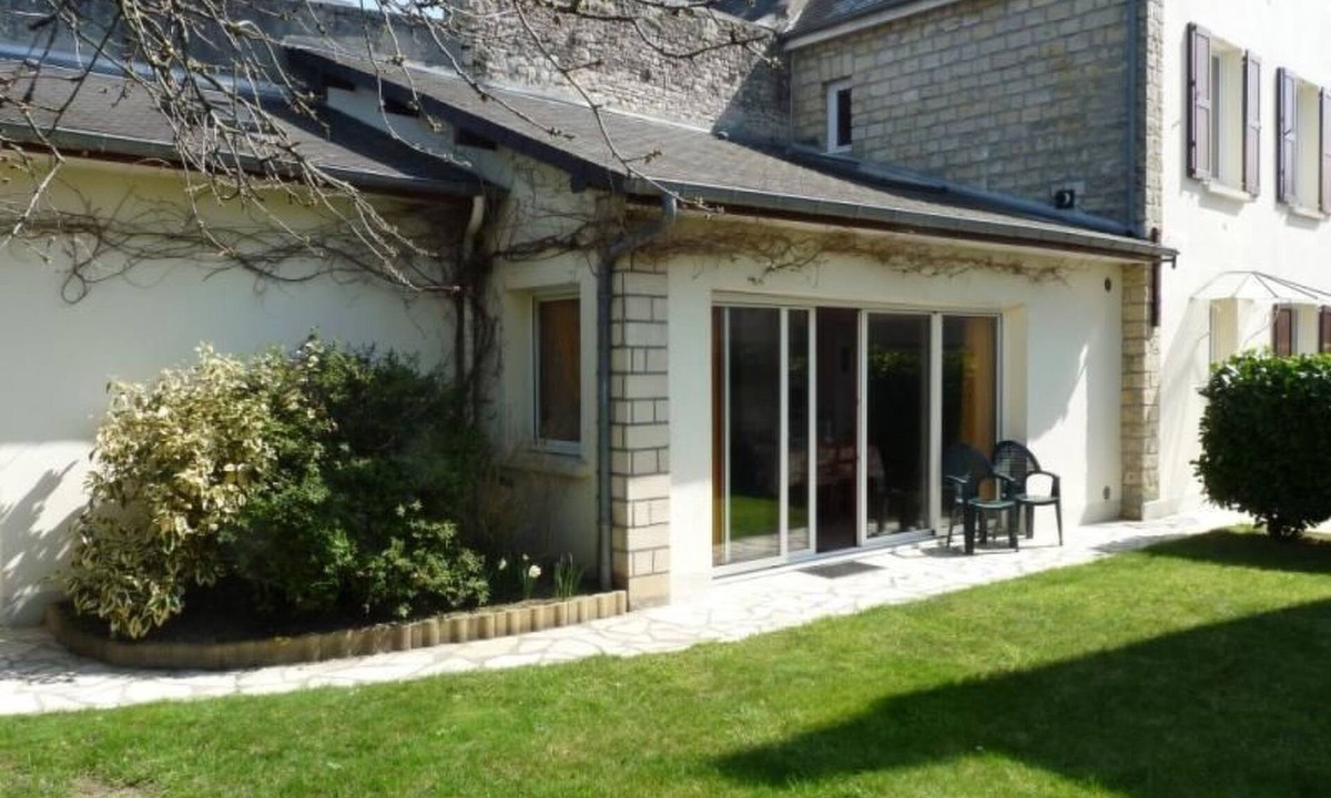 Isigny-sur-Mer House | Schönes Haus Isigny für 6 Personen by Interhome
