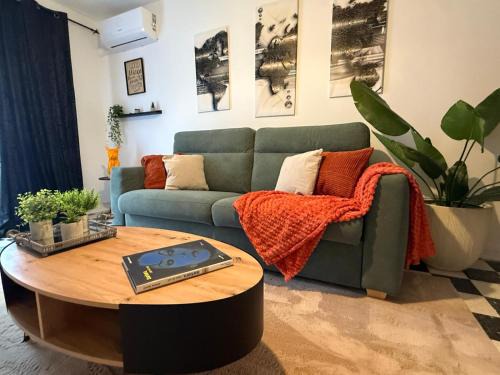 Ventabrun Apartment | Sea la vie - cosy climatisé-balcons-proche plage