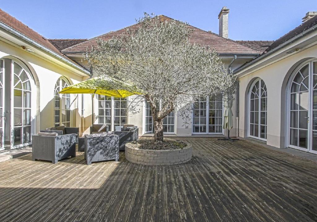 Sainte-Honorine-des-Pertes House | Seaside Escape for Families