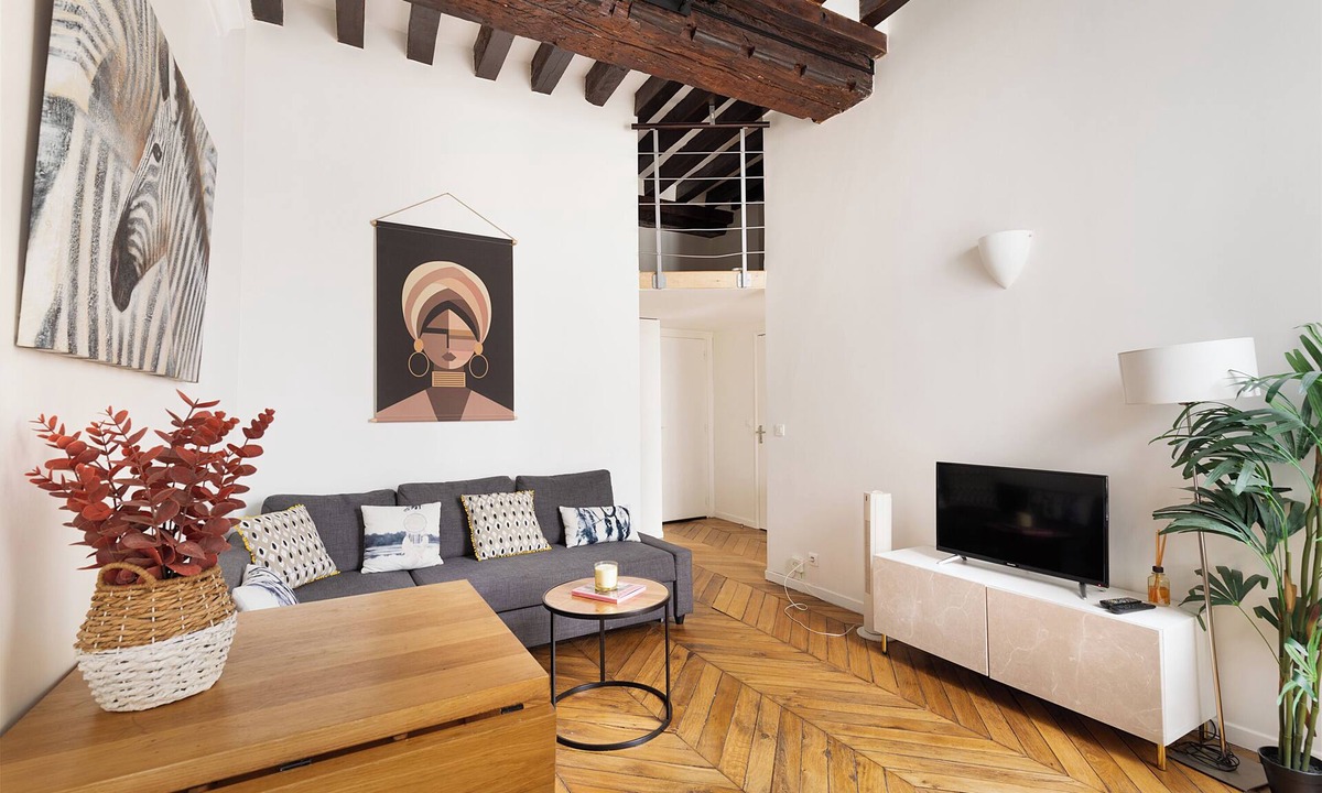 Les Halles Apartment | Sophisticated Paris 1BR | Exceptional Location & Contemporary Comfort