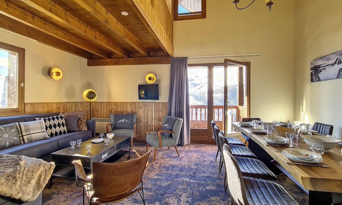 Les Menuires Apartment | Spacious apartment near slopes with sauna and hammam, 10 guests