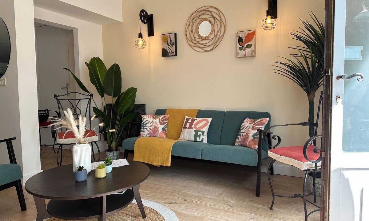 Prado - Republique Apartment | Spacious duplex near the city center of Cannes