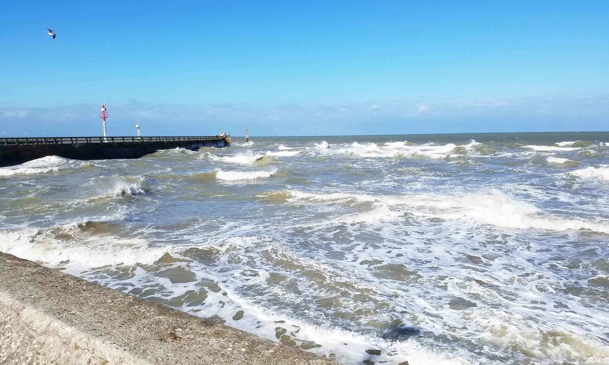 Grandcamp-Maisy House | SPACIOUS FISHERMAN'S HOUSE WITH 2 SEA VIEWS - D-DAY BEACHES - 3*