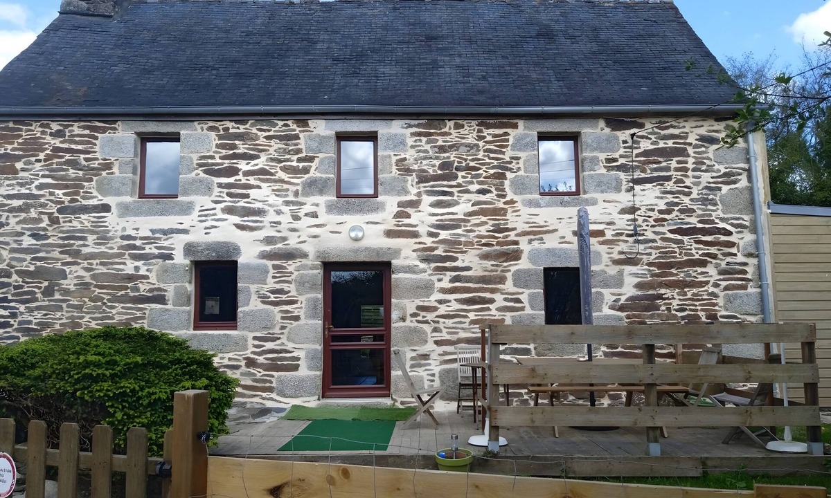 Plouye House | TY LOUTI Cottage – Gateway to Huelgoat and Monts d’Arrée