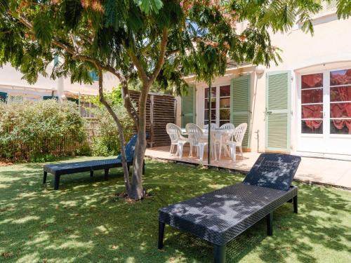 Narbonne-Plage Villa | Villa 4 pièces pour 6 personnes avec terrasse, jardin, garage et WIFI à Narbonne-Plage - FR-1-409-136