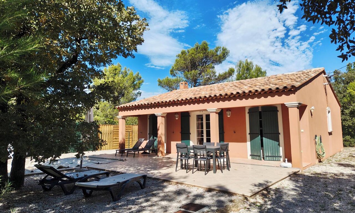 Nans-les-Pins Villa | Villa with a private pool at the foot of Sainte-Baume – Le Putt-Tee Bastidon