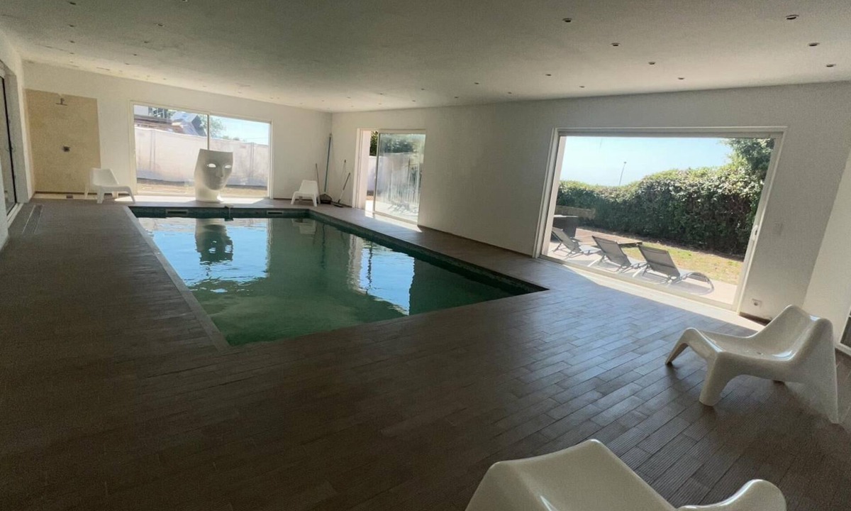 La Gaude Villa | Villa with heated indoor pool, sea and mountain views, near Nice