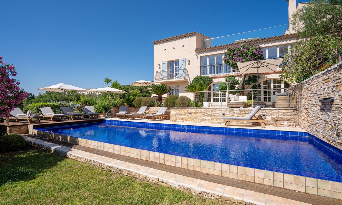 La Croix-Valmer Villa | Villa with Pool, Vineyard and Sea Views in La Croix-Valmer